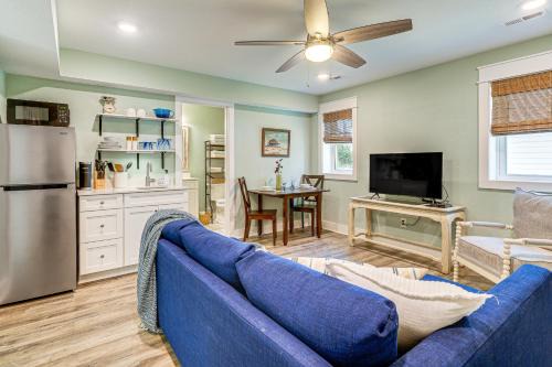 Colington Apartment | Walk to Beach Apt with Private Hot Tub!