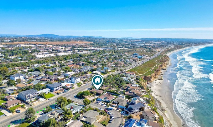 Terramar House | Walk To Beach | BBQ | Fire Pit | Outdoor Dining