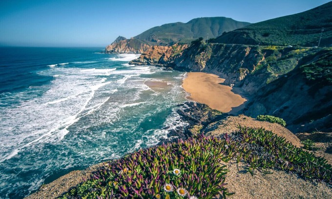 El Granada Apartment | Walk to Beach! Cozy One-Bedroom Coastal Retreat
