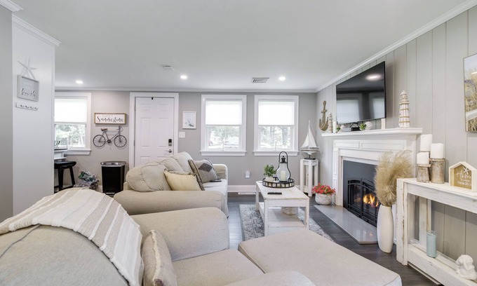 South Dennis Cottage | Walk to Beach: Dennis Cottage w/Deck!