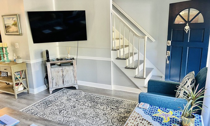 Central Beach House | Walk to Beach! East of A1A Central beach. Newly renovated fully equipped.