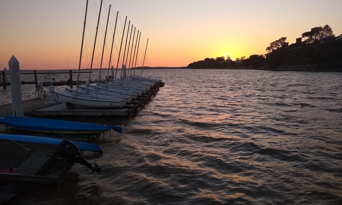 Kingsmill Condo | Walk to beach, large lovely condo by lake in "Kingsmill on the James"