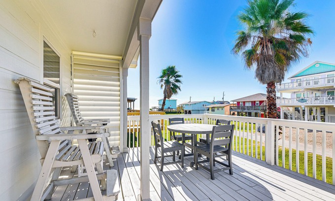 Surfside Beach House | Walk to Beach: Modern Farmhouse in Surfside Beach!