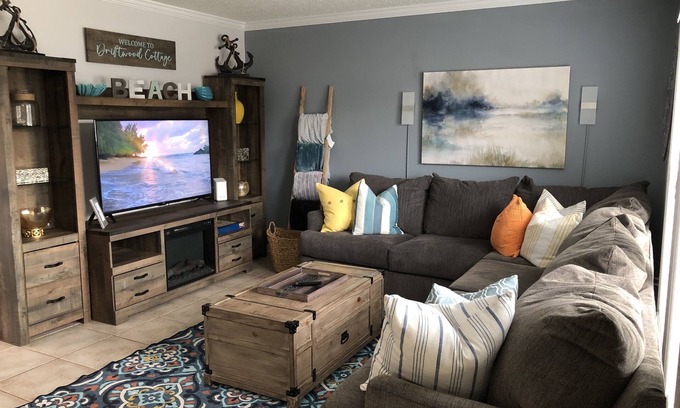 Fernandina Beach House | Walk to beach. Perfect for families & couples. Pool & tennis onsite.