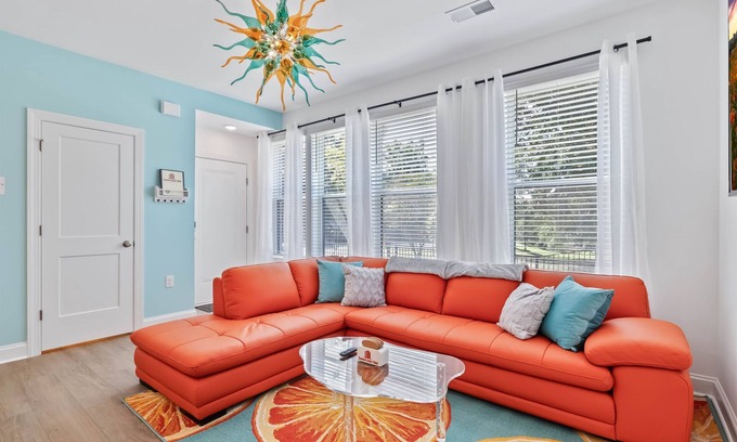 Wake Forest Condo | Walk to Downtown | Coffee Bar | 3 King Beds