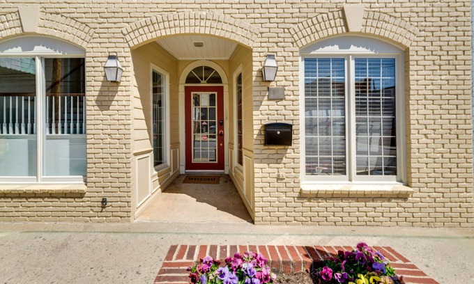 Lenoir Apartment | Walk to Downtown: Cozy Lenoir Apartment!