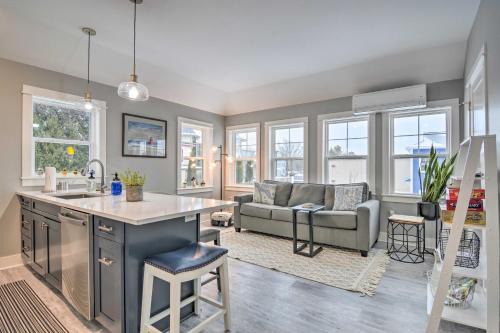 Charlevoix House | Walk to Dtwn Charlevoix Townhome with Fireplace