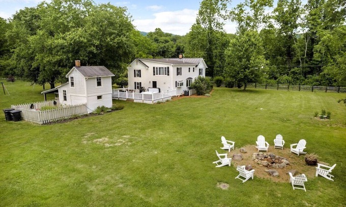 Haywood Other | Walk to Old Rag* hot tub* 360 mountain views