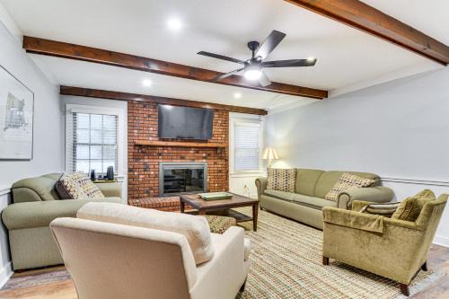 Cary House | Walk to Parks and Town Square Cary Home with Yard!