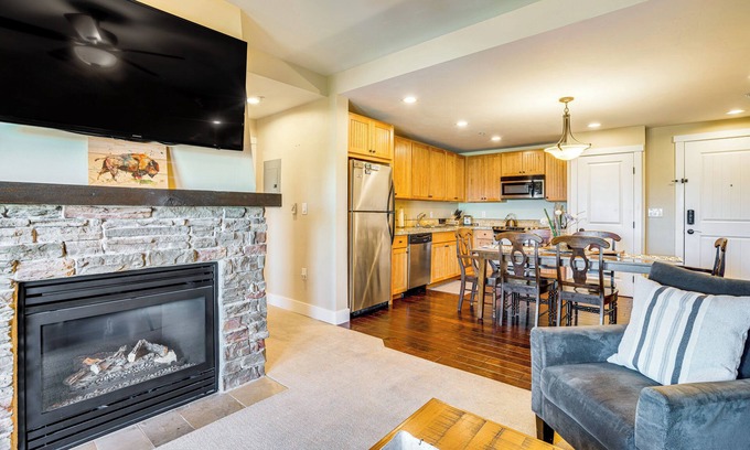 Silvercreek Condo | Walk to Slopes: Granby Condo w/Balcony!