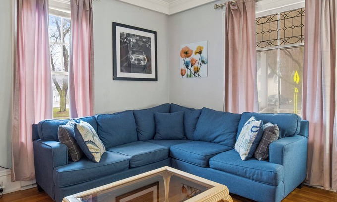 Watkins Glen House | Walk to state park, 6bed,Hot tub