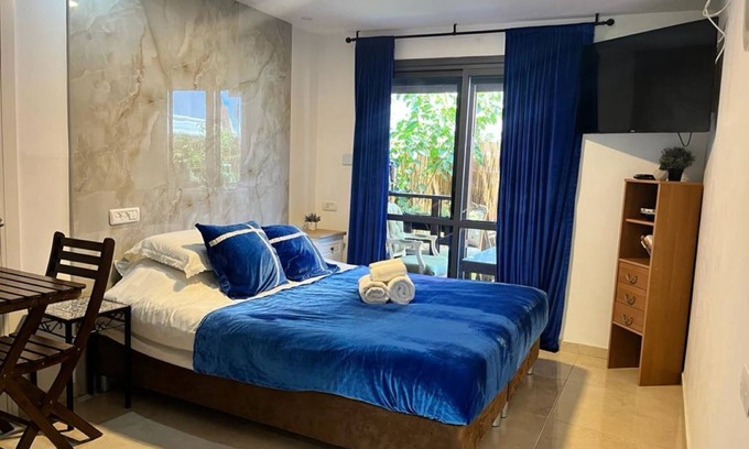 Hadera Hotel | Walk to the beach, Adults, Jacuzzi, Pets friendly & more - Ahuzat Shaul SeaSide