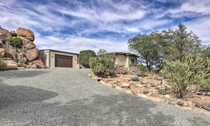 Prescott House | Walk to Watson Lake: Private Prescott Home!