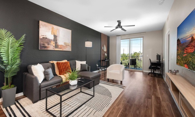 Tempe Apartment | Walkable 2BR Near ASU|Pool, Gym & Pet-Frndly