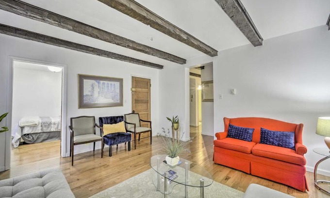 Mansion Area Apartment | Walkable Albany Apartment, half Mi to Capitol!