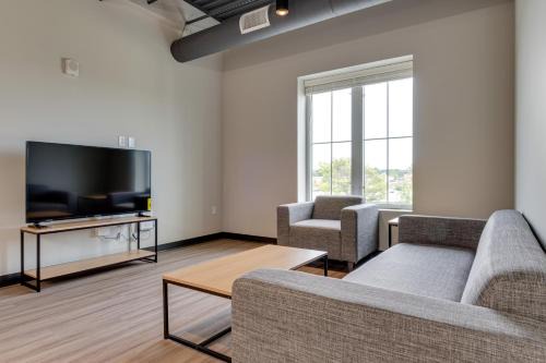 Bloomington Apartment | Walkable Bloomington Apartment Near IU Campus!