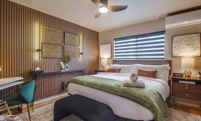 Hillcrest Condo | Walkable Hillcrest Gem - Cafés, Bars & Balboa Park - Landing Pad in San Diego