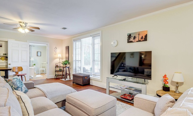 St. Marys House | Walkable Home w/Porch in Dtwn St Marys!