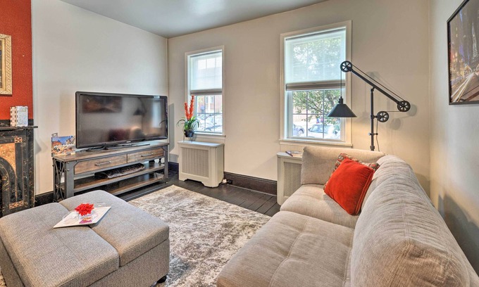 Passyunk Square Apartment | Walkable Philly Crash Pad in Coveted Passyunk!