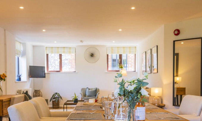 Turville Apartment | Walkers Hideaway In The Heart Of The Chilterns