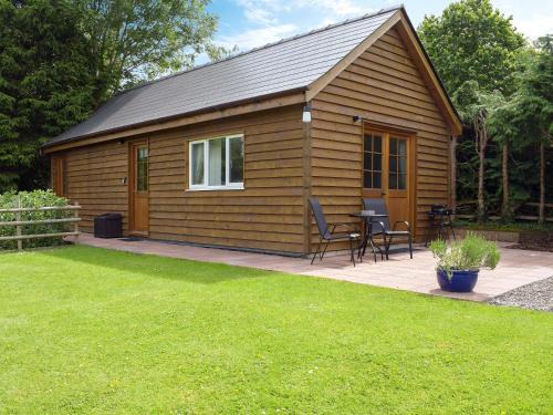 Woolhope House | Walkers Lodge