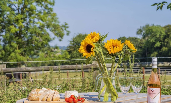 Turville Ski Chalet | Walkers Lodge In The Heart Of The Chilterns