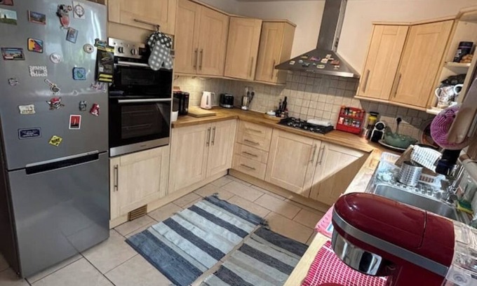 South Norwood House | Walking distance to crystal palace triangle. Modern townhouse 4 bedrooms