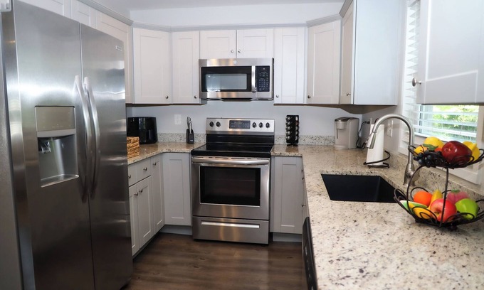Norwood House | Walking Distance to New Amphitheater
