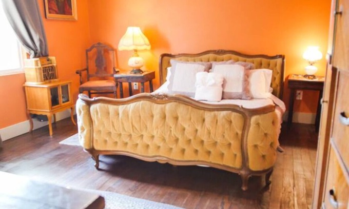 South 7th Ward Bed & Breakfast | Walking distance to French Quarter and Frenchmen Street with Pool!