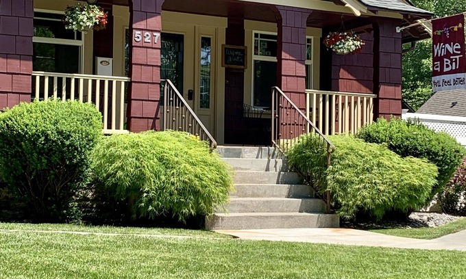 Walla Walla House | Walking distance to downtown Walla Walla - Fat Duck Inn
