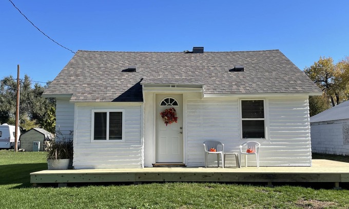 Mobridge House | Walleye Waters
