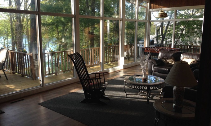 High Point House | Walls Of Glass Overlook Tranquil Deep Water Cove - Incredible Mid-Lake Location