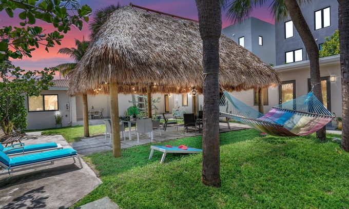 North Beach Apartment | Walnut by the Sea★1BR 1BA★Beach Vacation★Hollywood