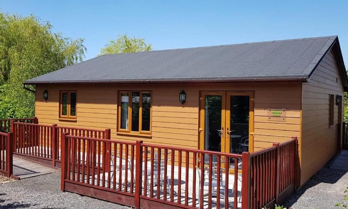 Bridgwater House | Walnut Lodge, Summerhayes