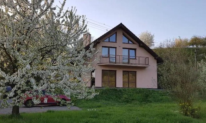 Hronsky Benadik Bed & Breakfast | Walnut Tree House