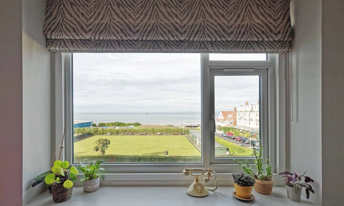 Cliftonville Cottage | Walpole Bay Sea Views