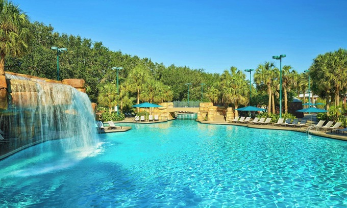 Bay Lake Resort | Walt Disney World Swan