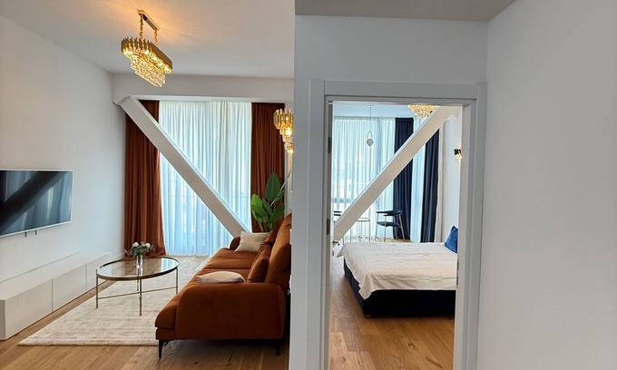 Aviatiei Apartment | Walter Loft Luxury Residence- Self Check in & Underground Parking
