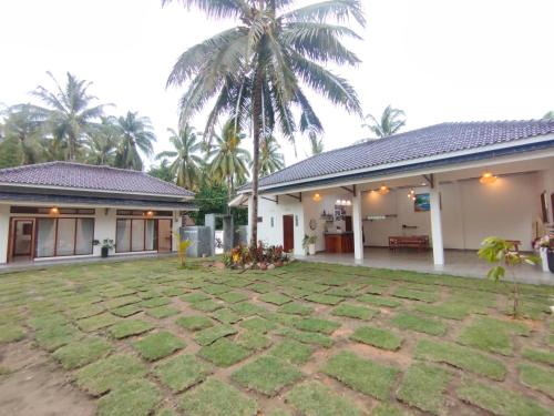 Krui Cabin | Walur Surf Villa II