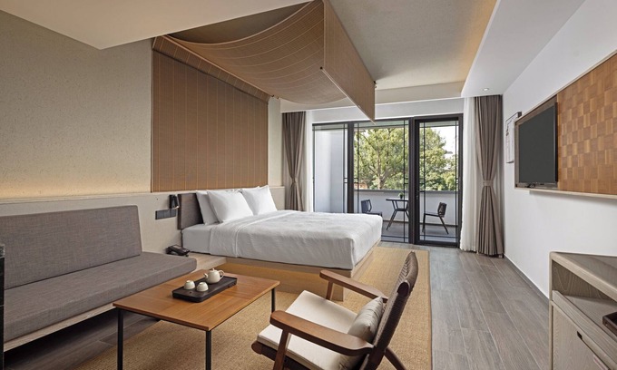 Jiashan Hotel | Wanda Moments Xitang