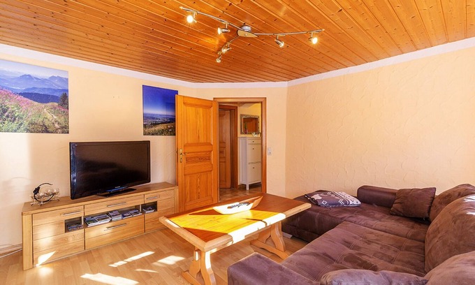 Unterwoessen Apartment | Wanderlust 72 m², for 4 persons, 1 sep. Bedroom, WLAN, Terrace