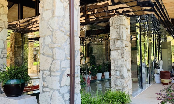 Oklahoma City Bed & Breakfast | WangShi China Palace B&B