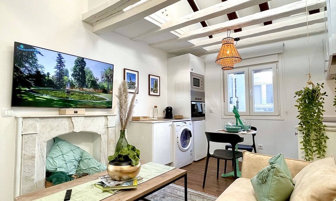 Malasana Apartment | Waou Palacio de Cristal es MIA - Corta Duración