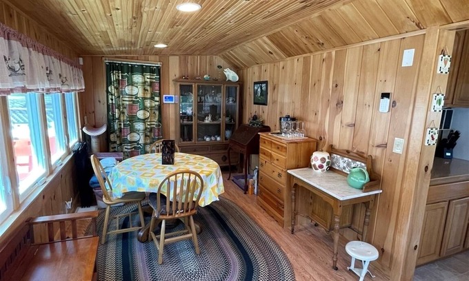 Standish House | WARD'S COVE Sebago Lake