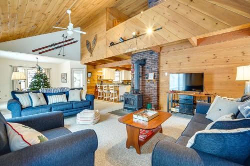 Wardsboro House | Wardsboro Family Home 7 Mi to Mount Snow!