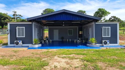 Rumah Awam Jalan Kolam Ayer Hotel | Warisan Nyonya Cabin Homestay Alor Gajah