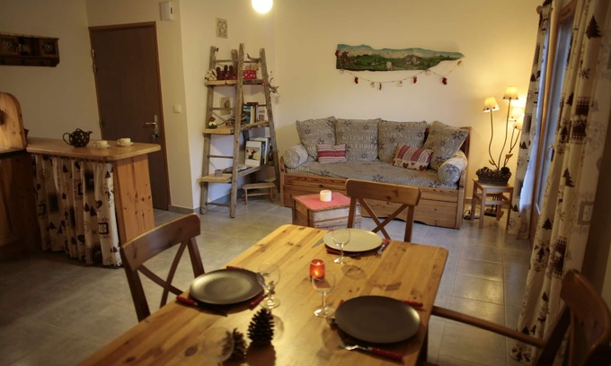 Leschaux Apartment | Warm 4-star cocoon in the mountains near Annecy between lake and mountains