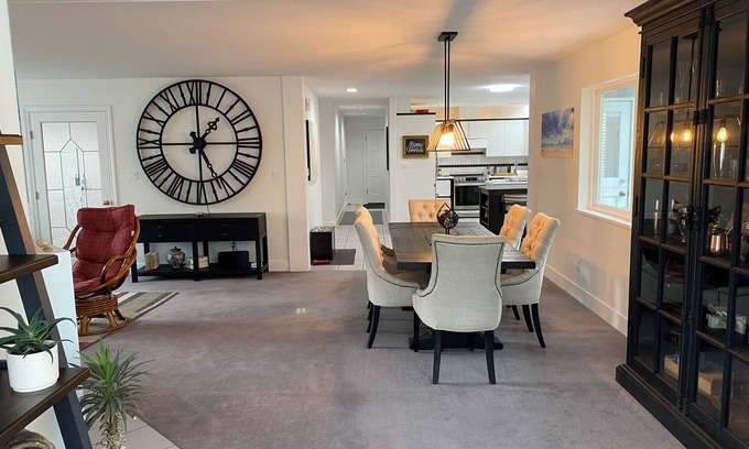 Surrey House | Warm and charming pet friendly home in Crescent Village and steps to the Beach.