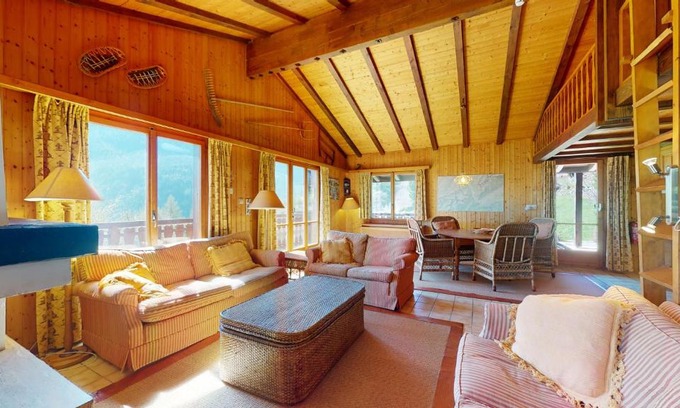 Les Marecottes Ski Chalet | Warm chalet with a nice exterior in Les Marécottes