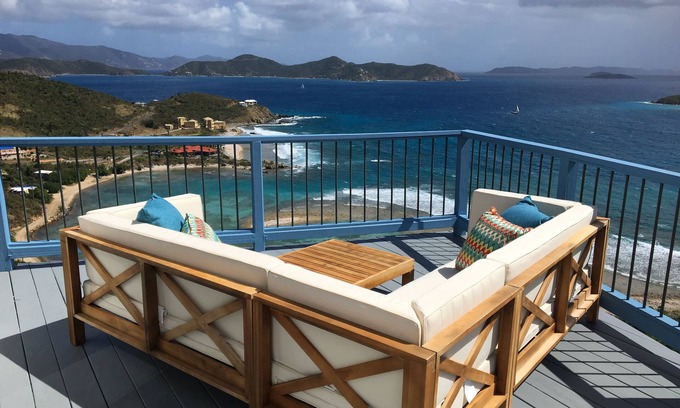 Estate Concordia A Cottage | Warm ocean breezes waves breaking on coral reef below. 1Bed-1Bath or 2Bed-2Bath